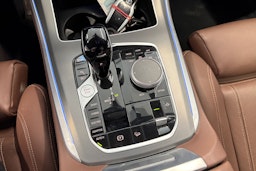 harmaa BMW X5 2022 kuva 23.