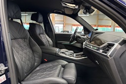 sininen BMW X5 2023 kuva 13.