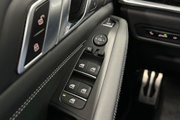 sininen BMW X5 2023 kuva 34.