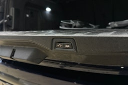 sininen BMW X5 2023 kuva 39.