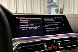 harmaa BMW X5 2023 kuva 24.