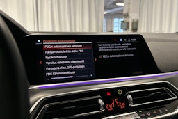 harmaa BMW X5 2023 kuva 25.