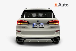 valkoinen BMW X5 2023 kuva 4.