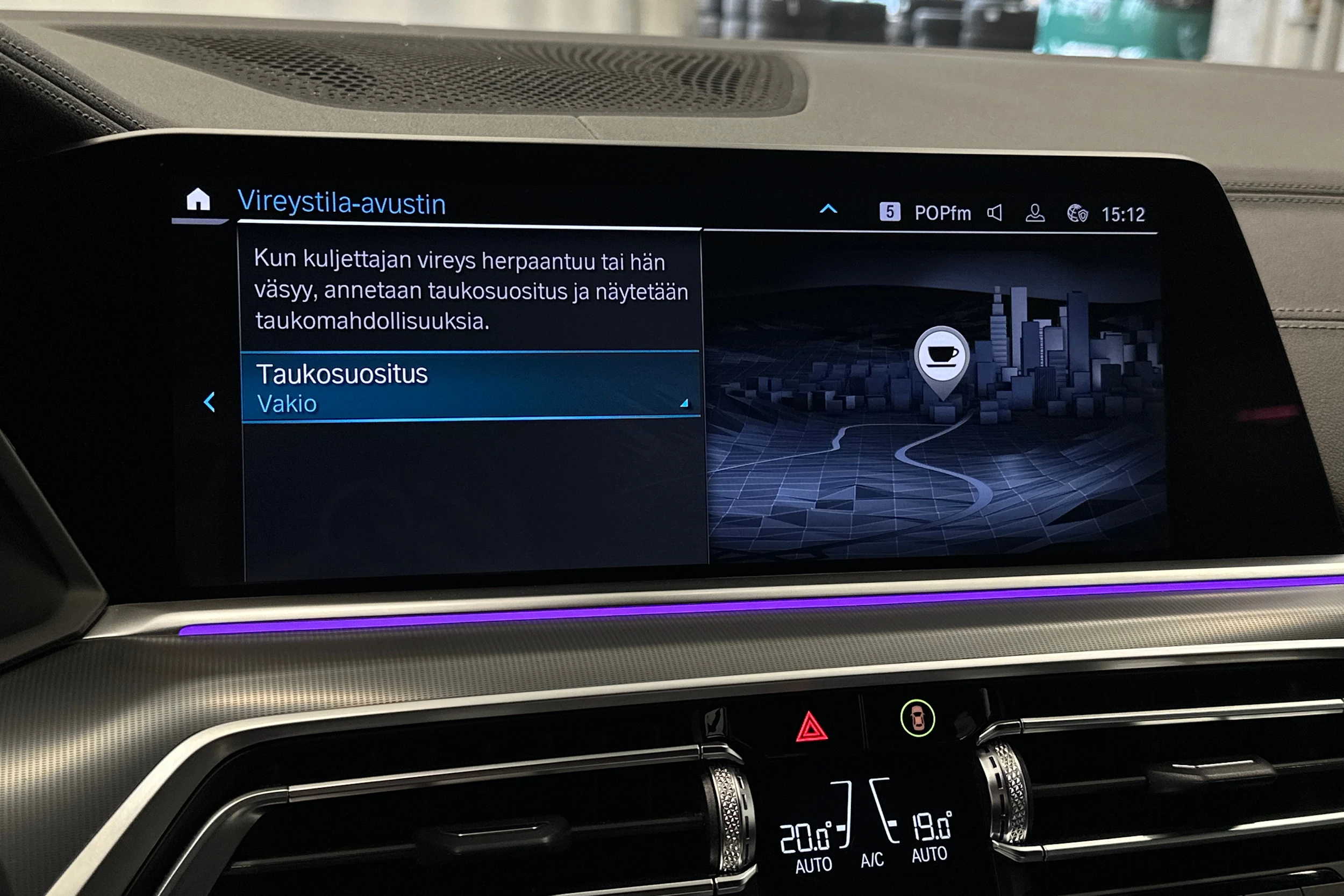 valkoinen BMW X5 2023 kuva 31.