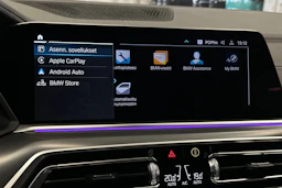 valkoinen BMW X5 2023 kuva 33.