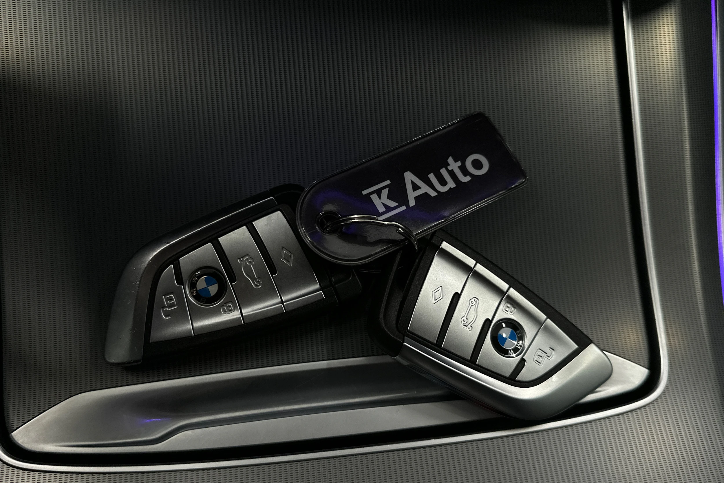 valkoinen BMW X5 2023 kuva 39.