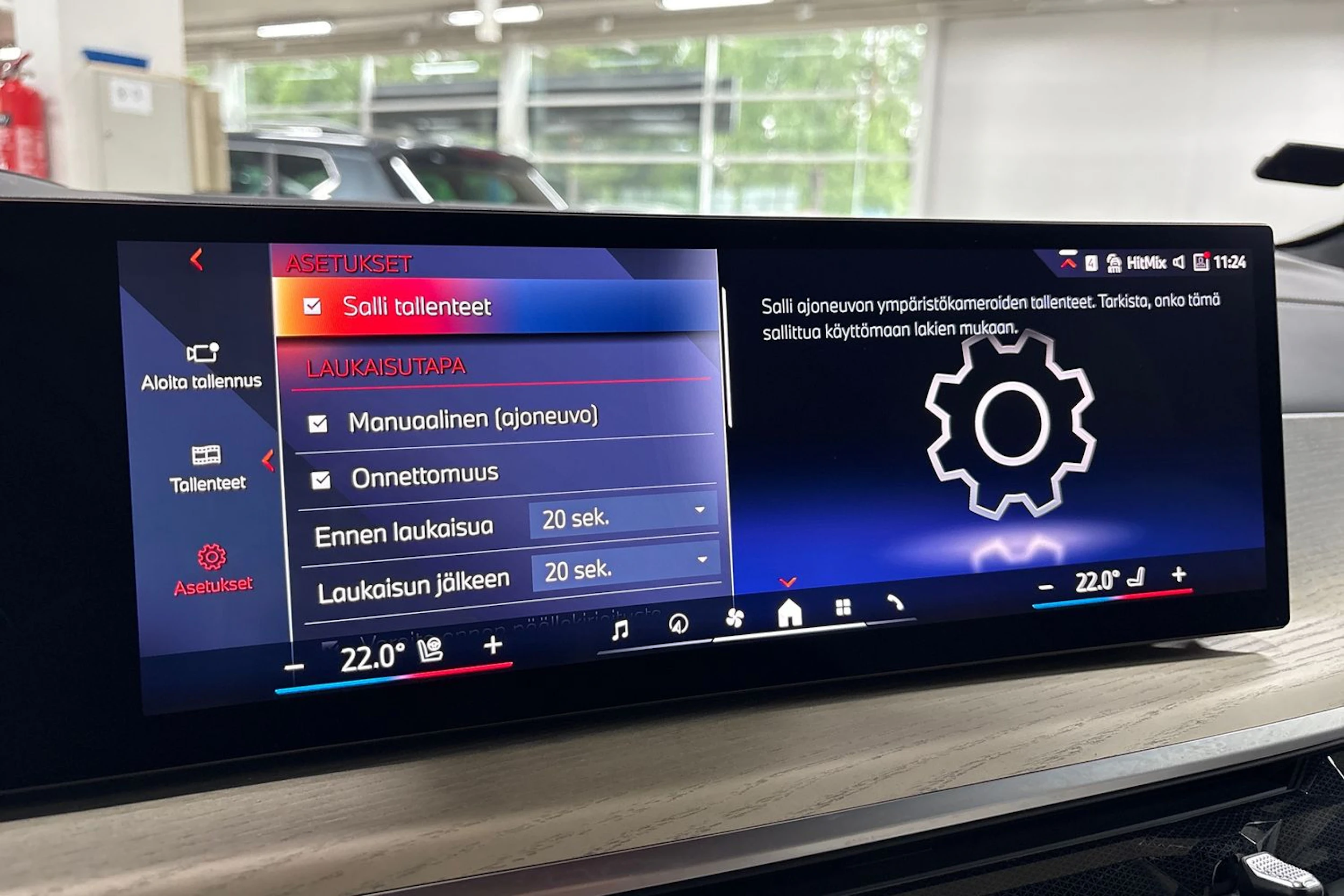Harmaa BMW X5 2024 kuva 19.