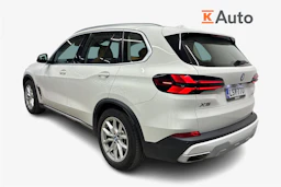 valkoinen BMW X5 2024 kuva 2.