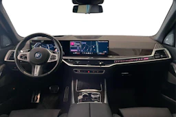 met. punainen BMW X5 2024 kuva 7.