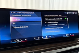 harmaa BMW X5 2024 kuva 22.