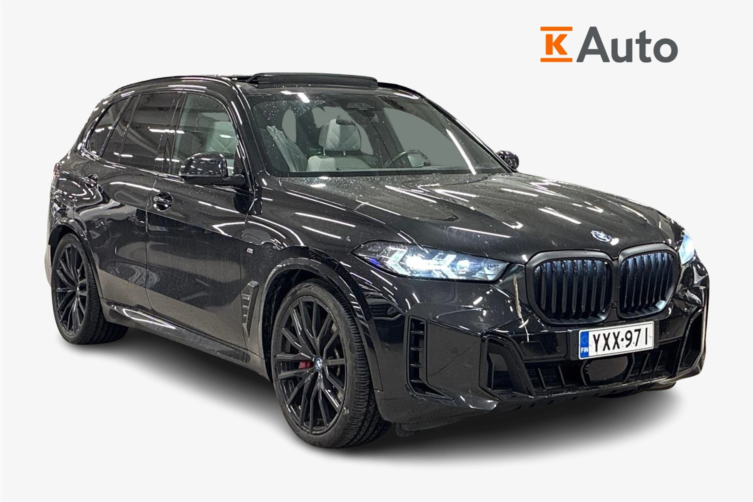 musta BMW X5 2024 kuva 1.