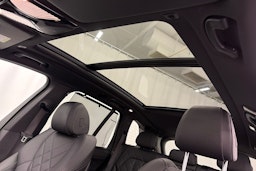 Vihreä BMW X5 xDrive50e 2024 kuva 36.