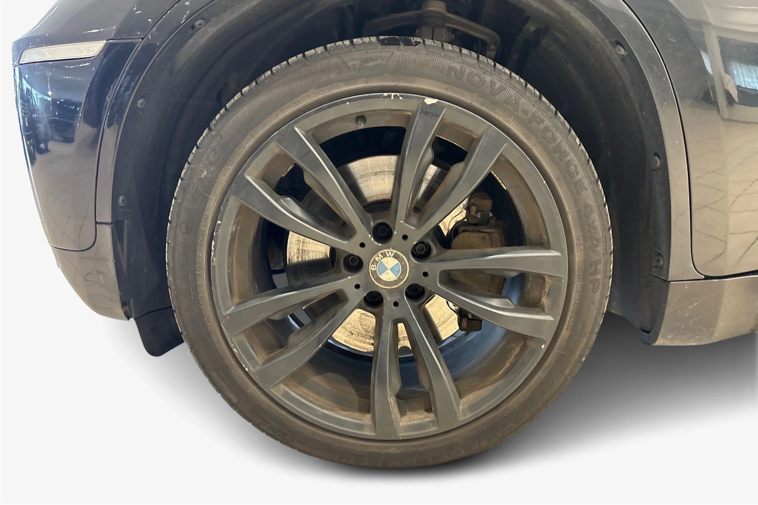 Musta BMW X6 2008 kuva 9.