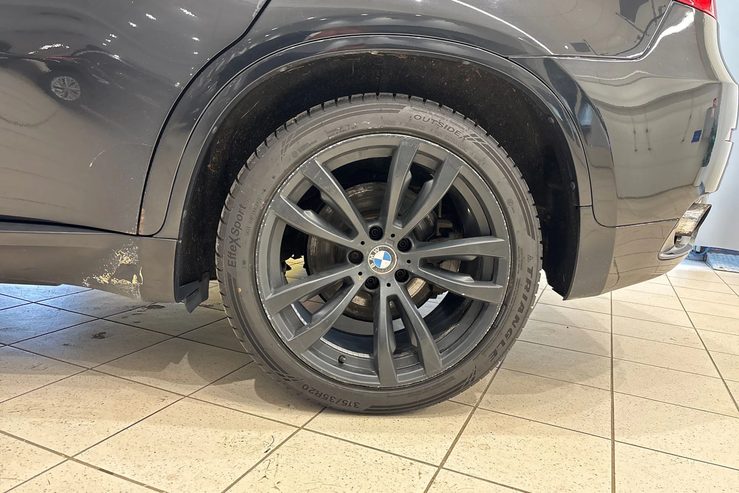 Musta BMW X6 2008 kuva 10.
