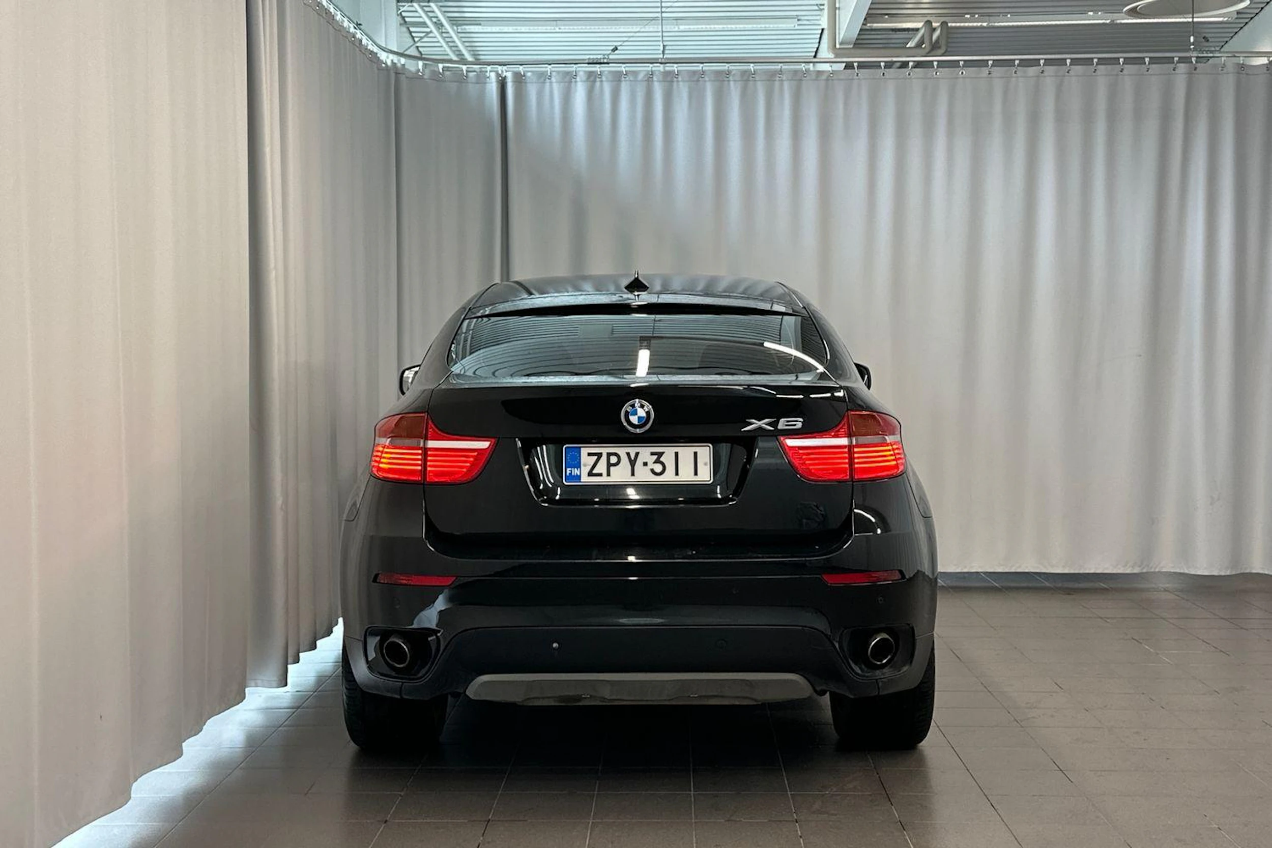 musta BMW X6 2008 kuva 6.