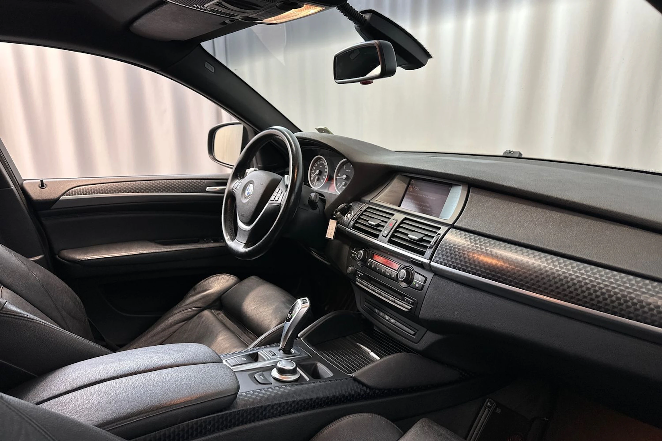musta BMW X6 2008 kuva 15.