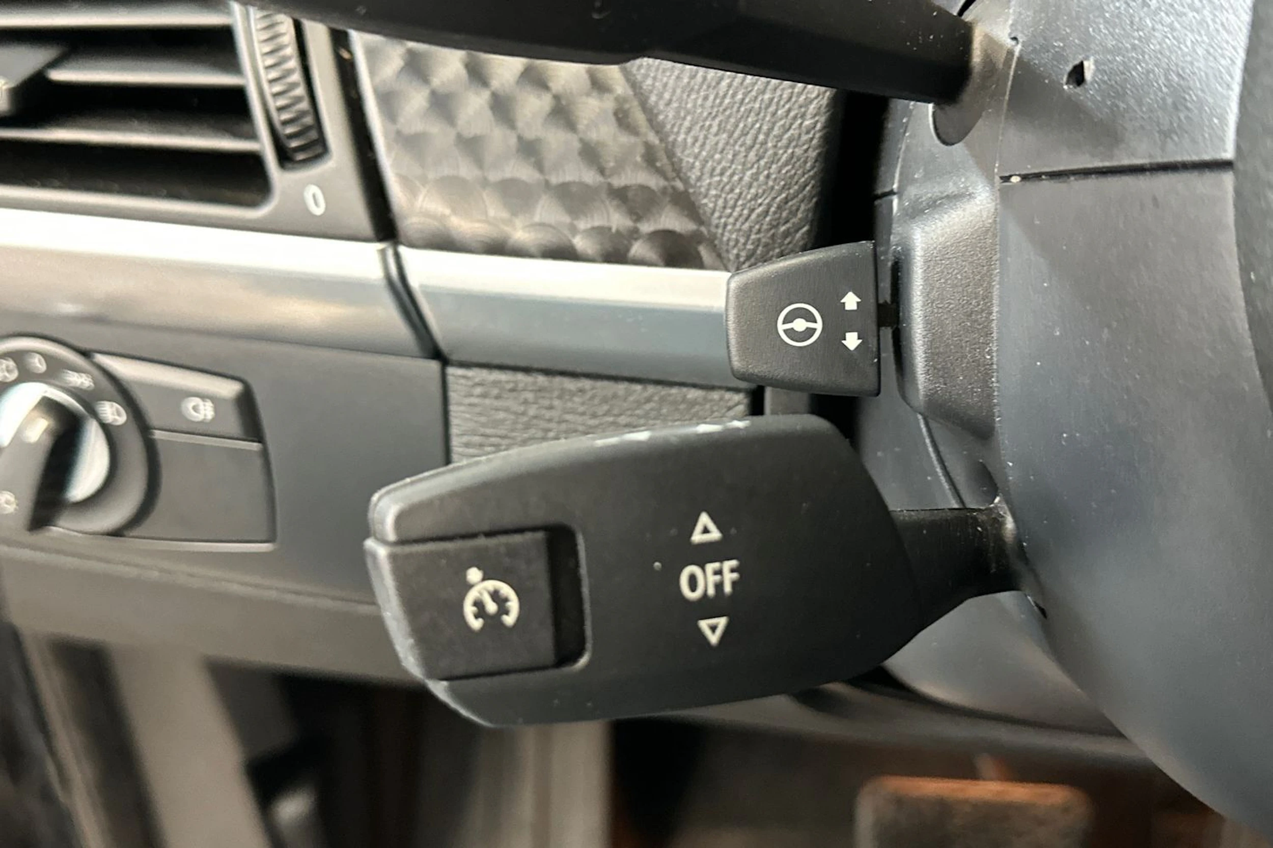 musta BMW X6 2008 kuva 22.