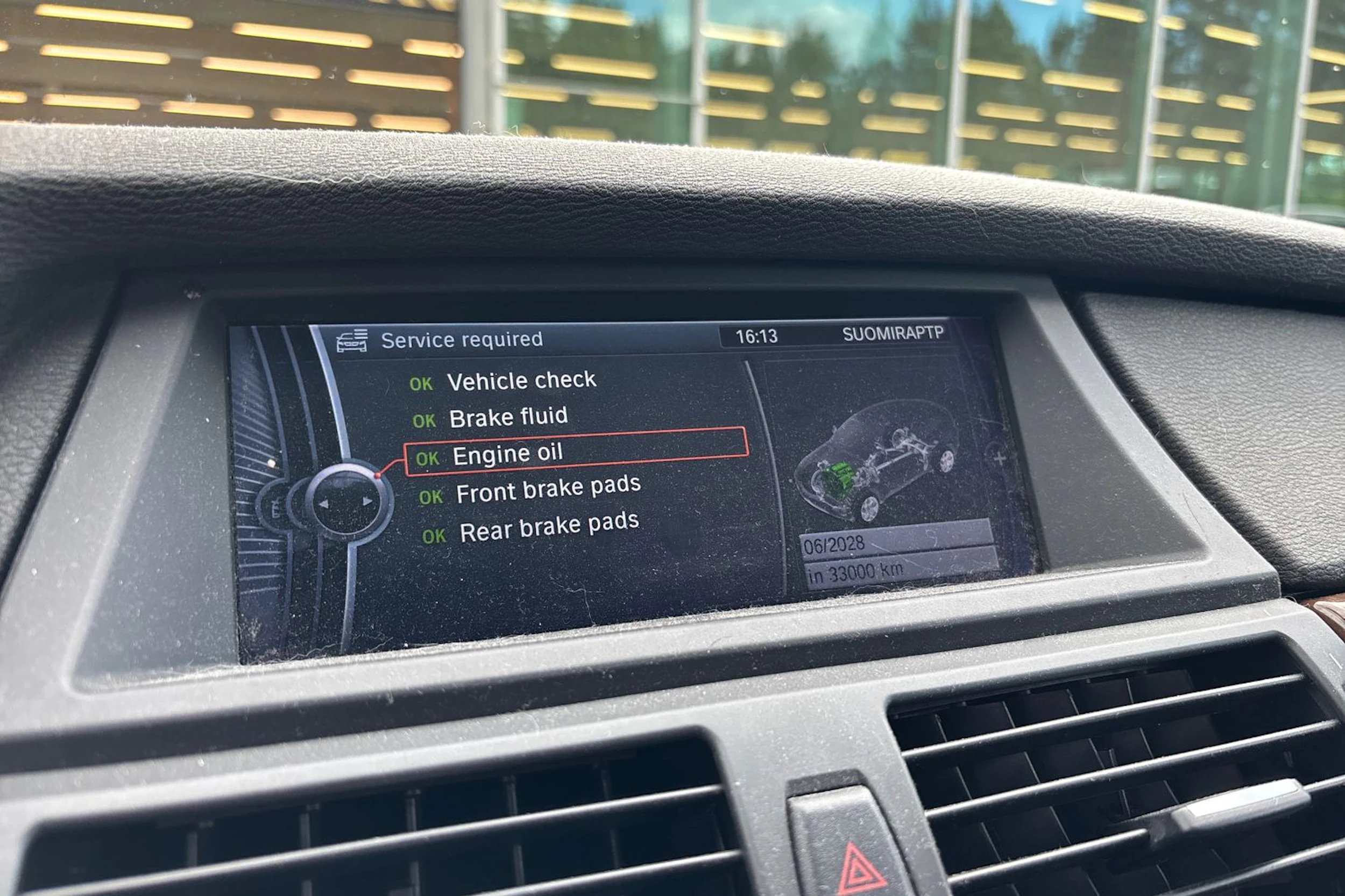 Musta BMW X6 2012 kuva 7.