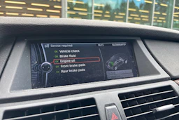 Musta BMW X6 2012 kuva 7.
