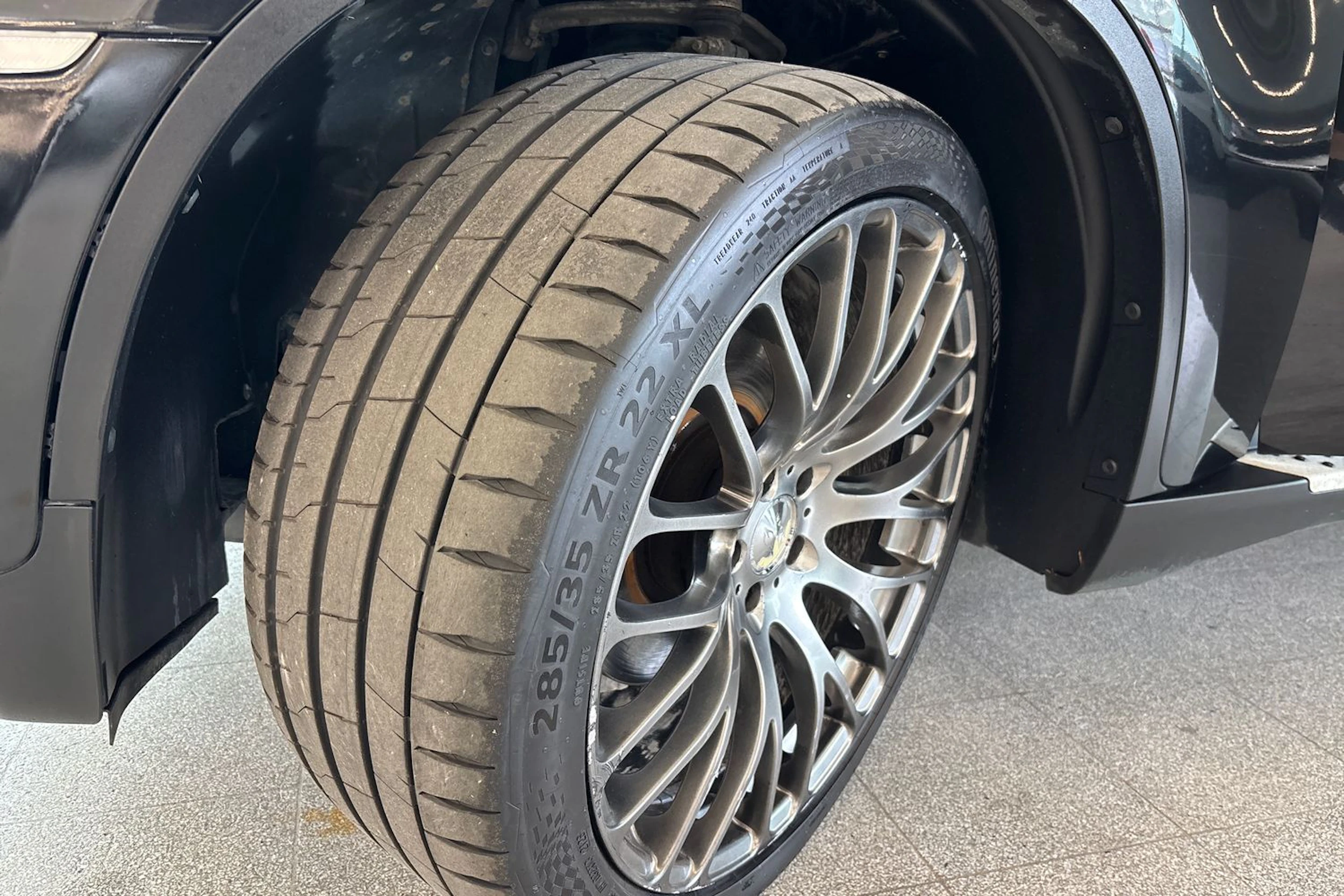 Musta BMW X6 2012 kuva 10.