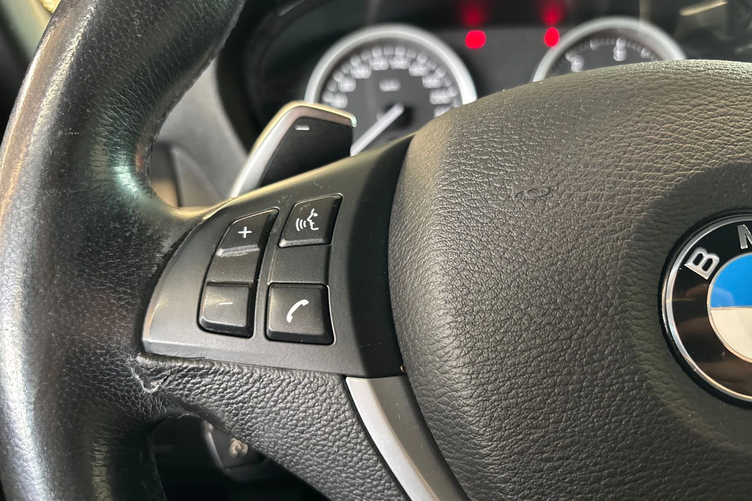 Musta BMW X6 2012 kuva 14.