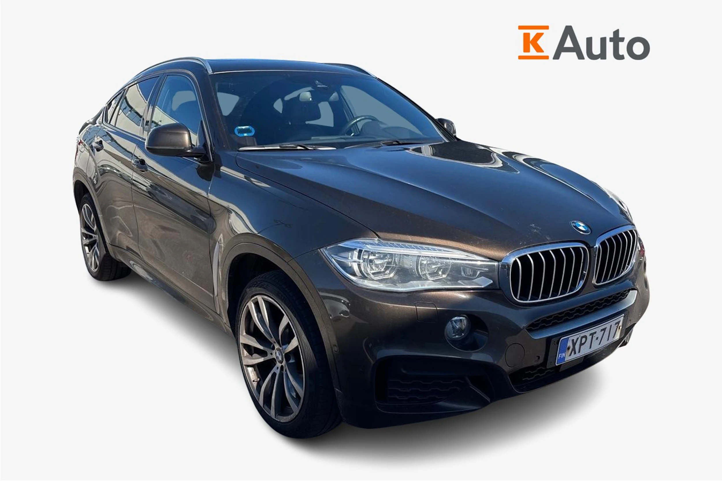 ruskea (beige) BMW X6 2014 kuva 1.
