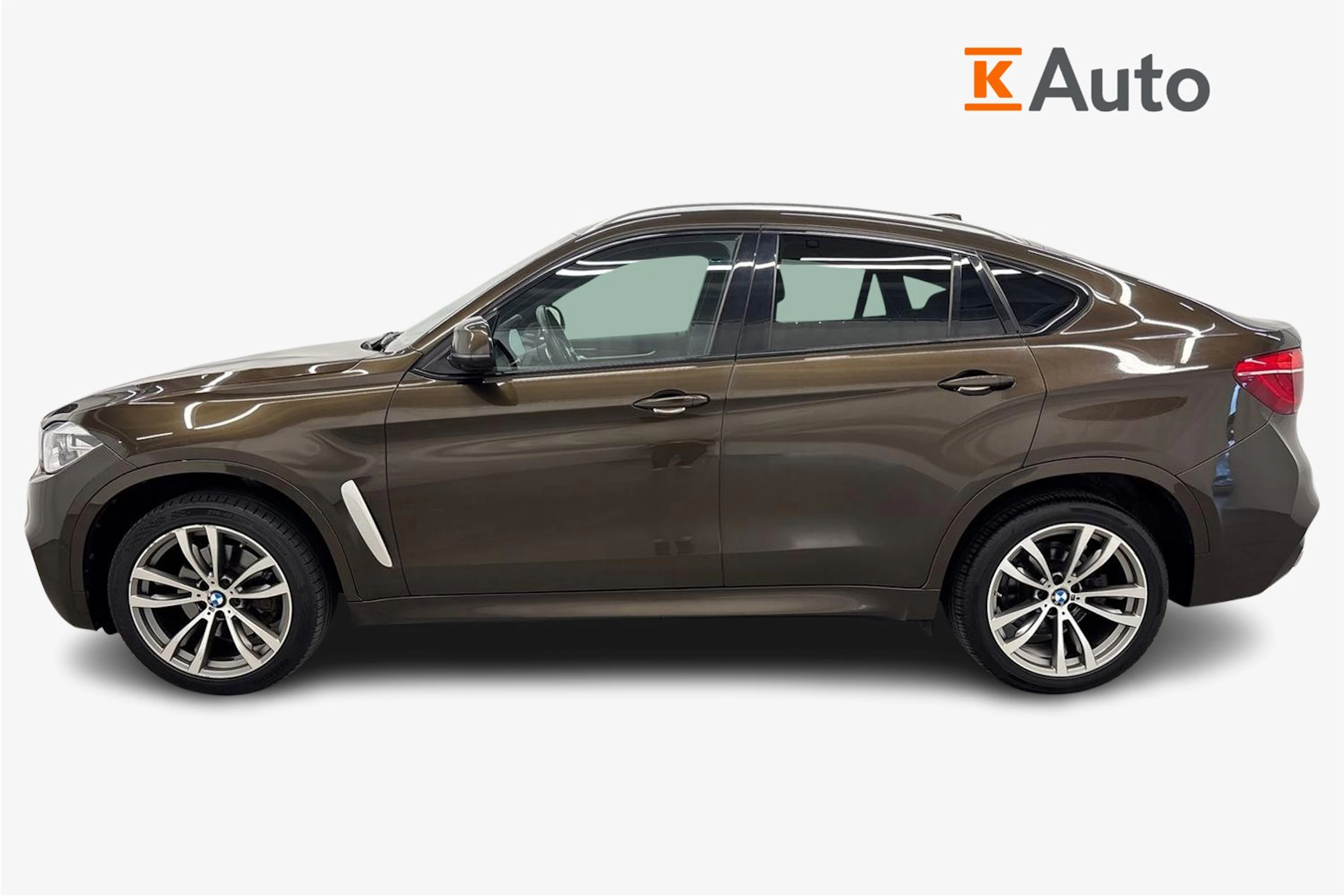 ruskea (beige) BMW X6 2014 kuva 5.