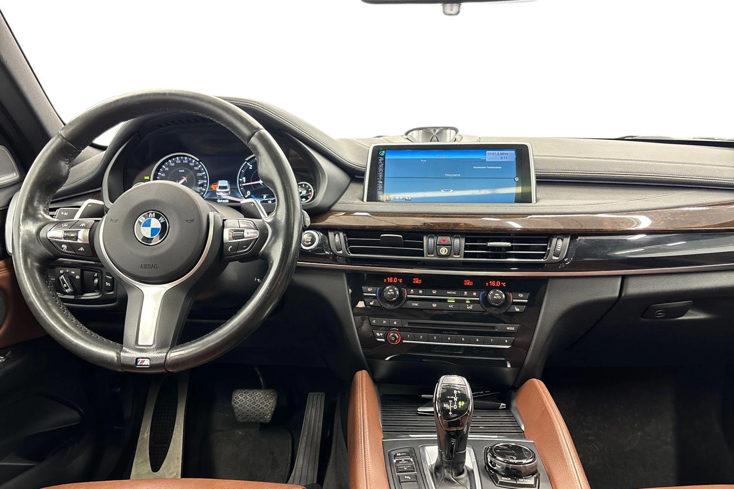 ruskea (beige) BMW X6 2014 kuva 7.