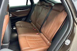 ruskea (beige) BMW X6 2014 kuva 8.