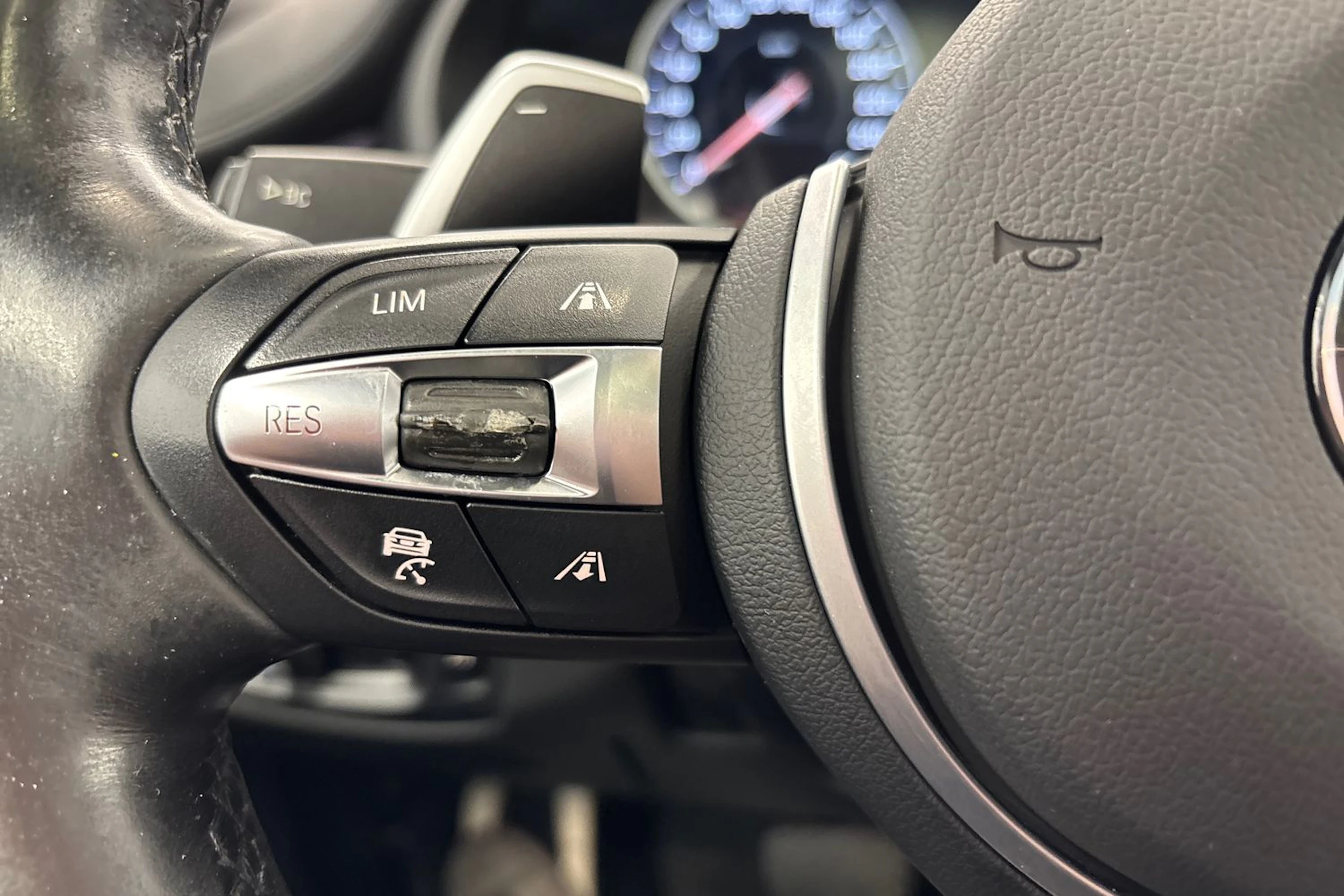 ruskea (beige) BMW X6 2014 kuva 12.