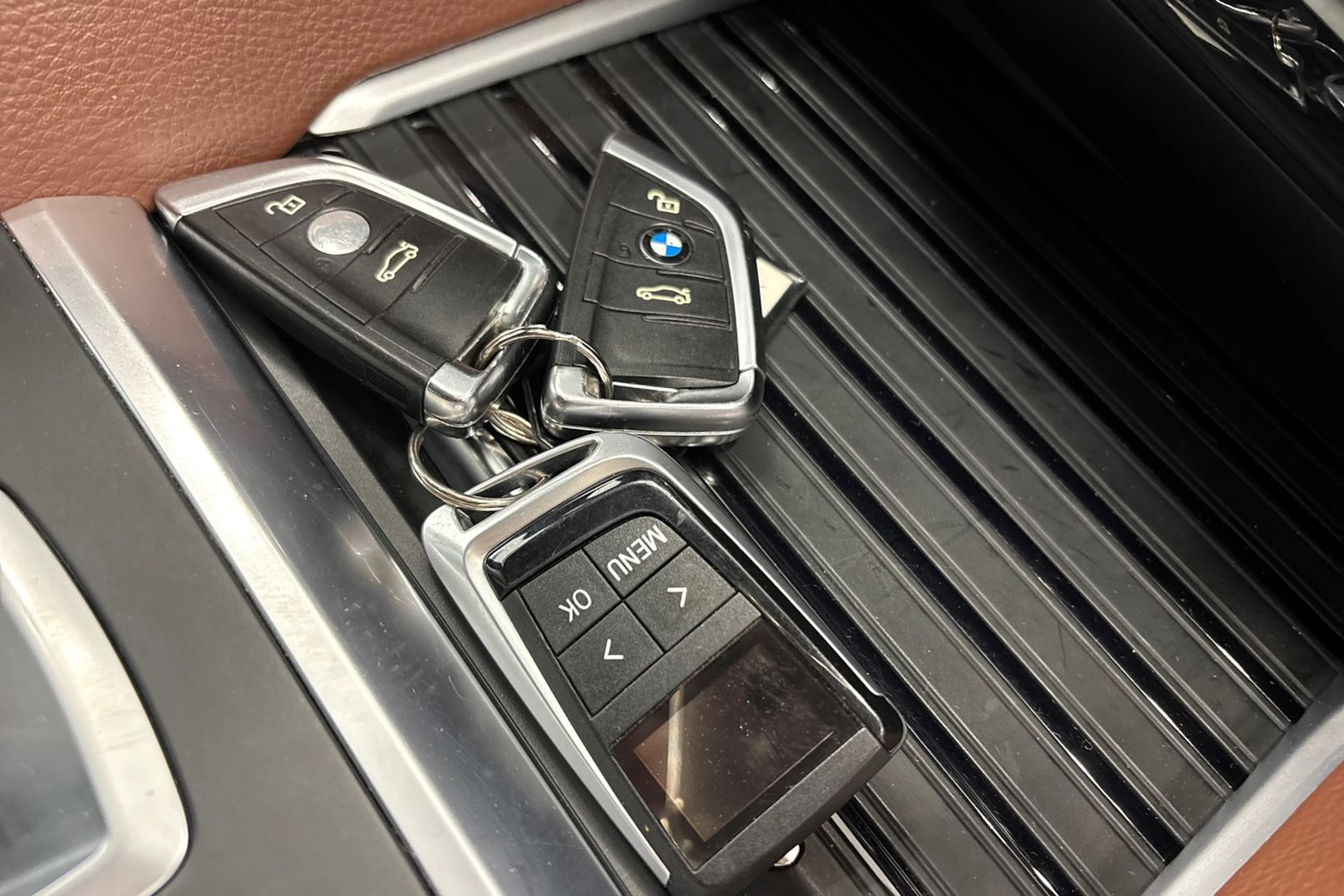 ruskea (beige) BMW X6 2014 kuva 42.