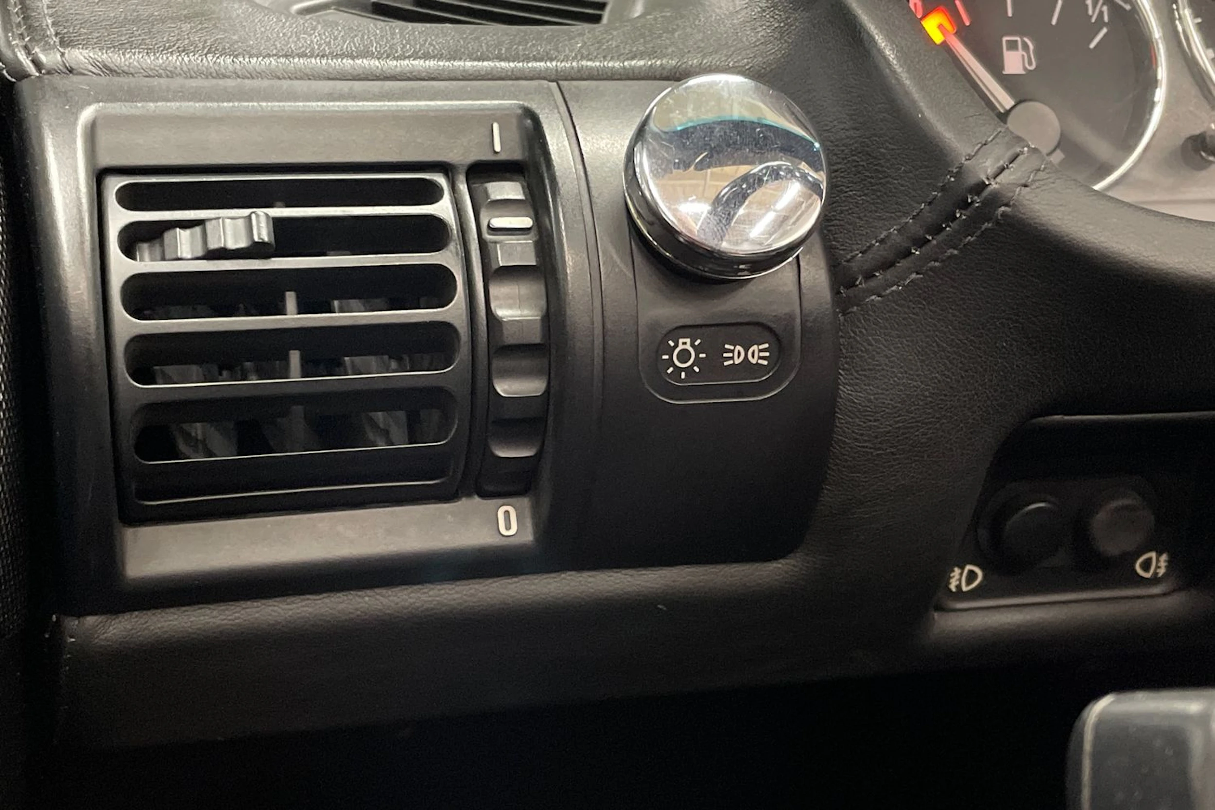 musta BMW Z3 1997 kuva 14.