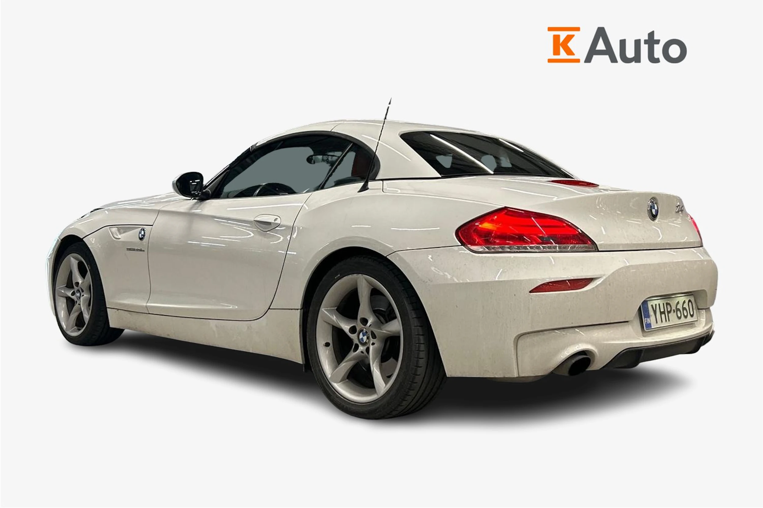 valkoinen BMW Z4 2011 kuva 2.