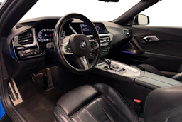 sininen BMW Z4 2019 kuva 6.