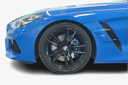sininen BMW Z4 2019 kuva 9.