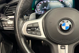 sininen BMW Z4 2019 kuva 13.