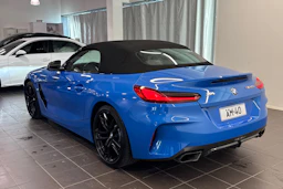sininen BMW Z4 2019 kuva 26.