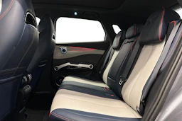 harmaa BYD Atto 3 2022 kuva 8.