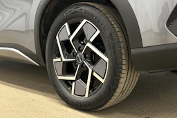 harmaa BYD Atto 3 2022 kuva 10.