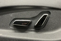 harmaa BYD Atto 3 2022 kuva 13.