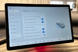 harmaa BYD Atto 3 2022 kuva 22.