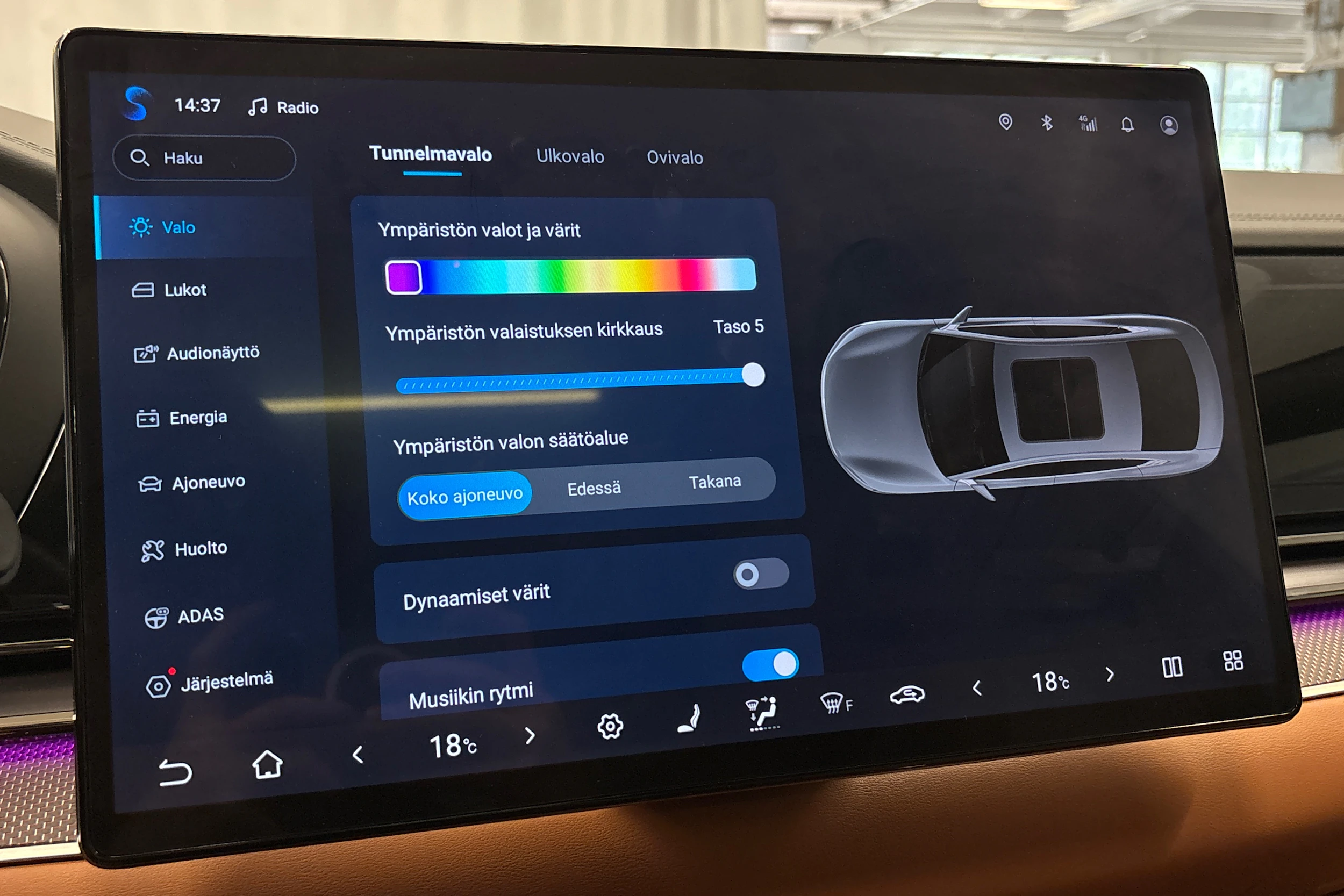 valkoinen BYD Han 2023 kuva 29.