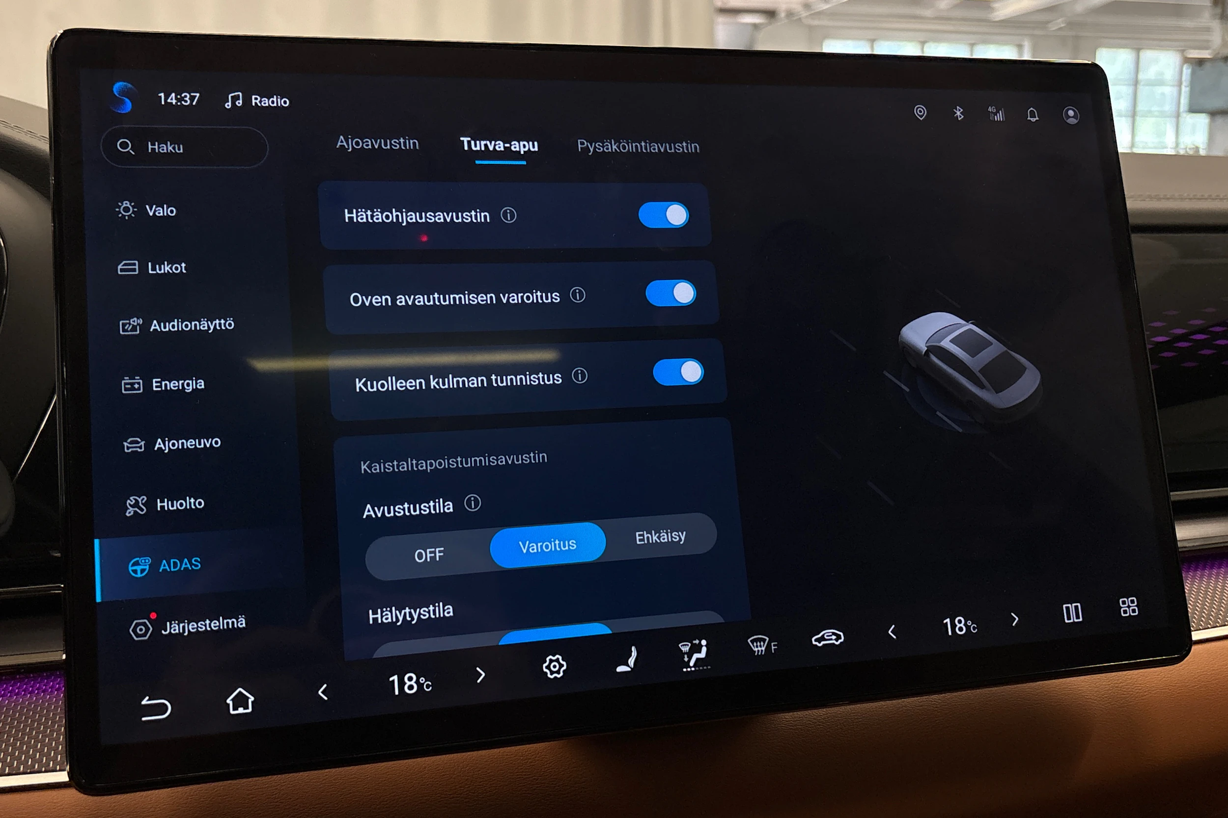 valkoinen BYD Han 2023 kuva 31.