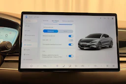 Punainen BYD Han 2023 kuva 28.