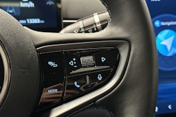 valkoinen BYD Seal 2024 kuva 20.