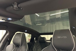 valkoinen BYD Seal 2024 kuva 37.