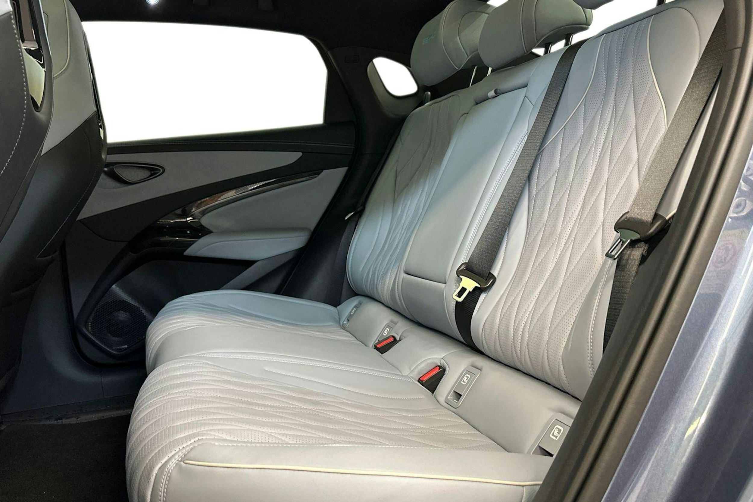 harmaa BYD Seal 2024 kuva 10.