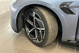 harmaa BYD Seal 2024 kuva 13.