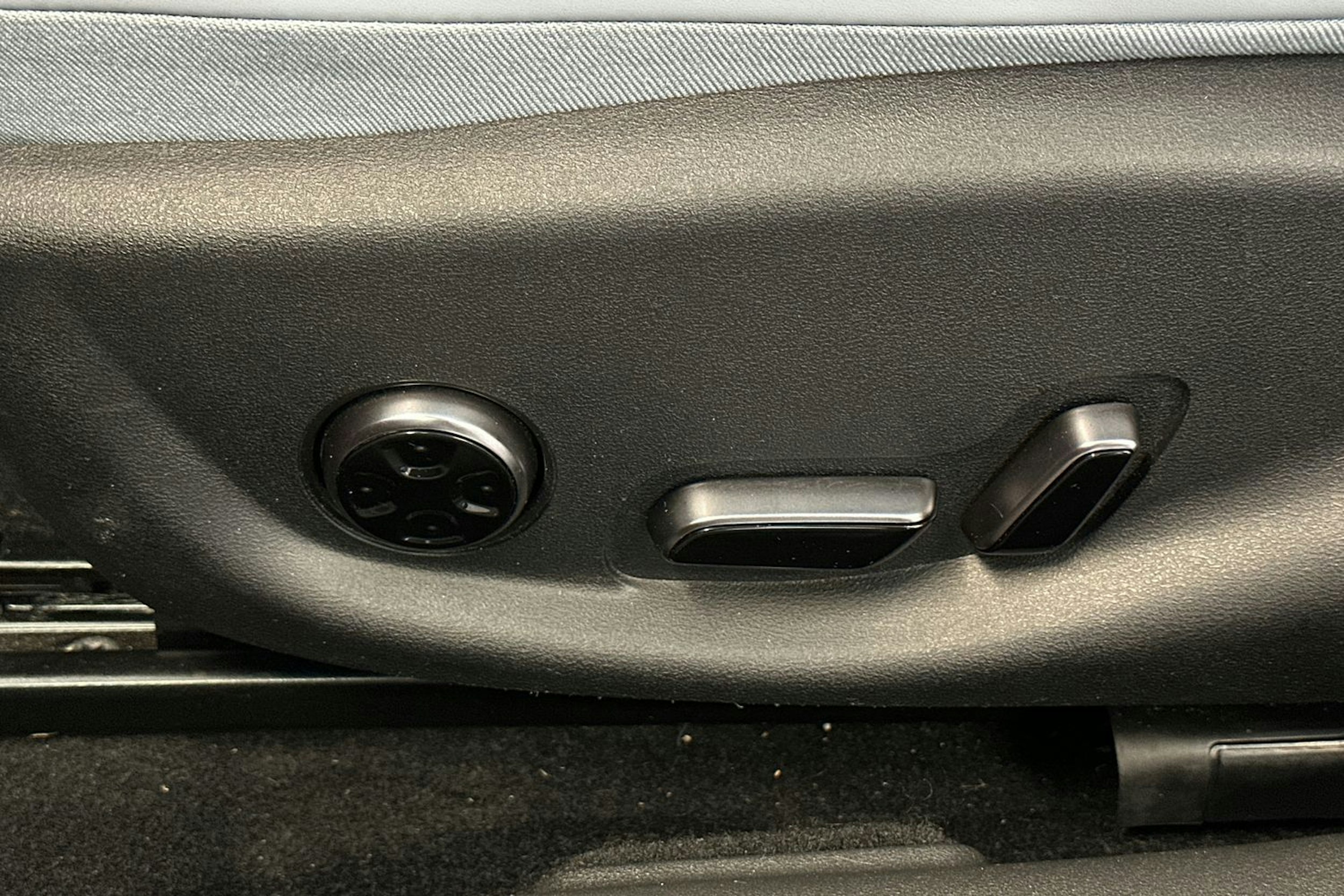 harmaa BYD Seal 2024 kuva 17.