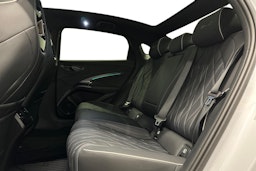 valkoinen BYD Seal 2023 kuva 10.